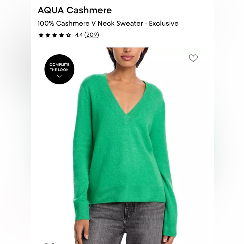 Aqua Women's V-Neck Sweater in Emerald Green